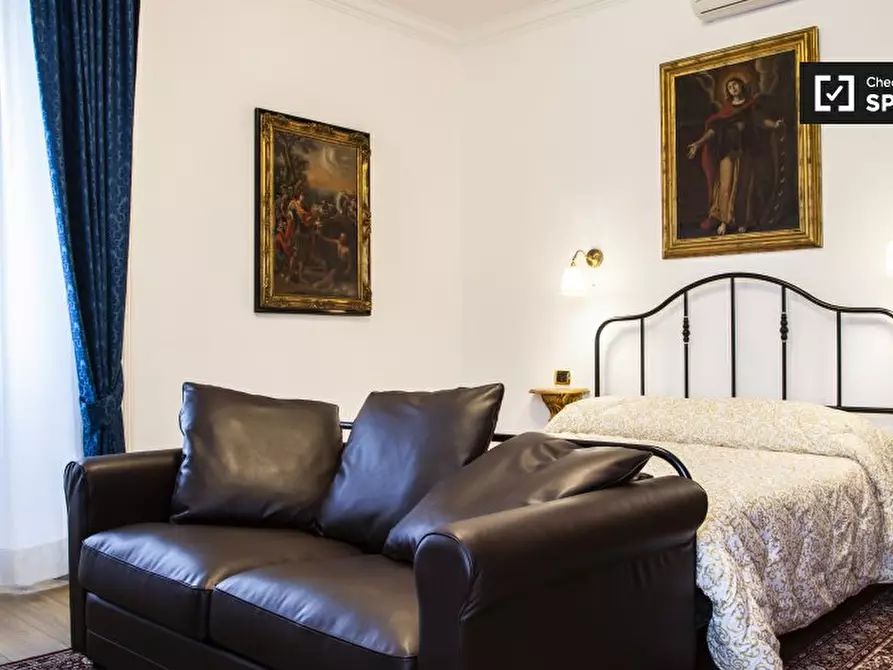 Immagine 18 di Appartamento in affitto  in Piazza dell'Oro a Roma