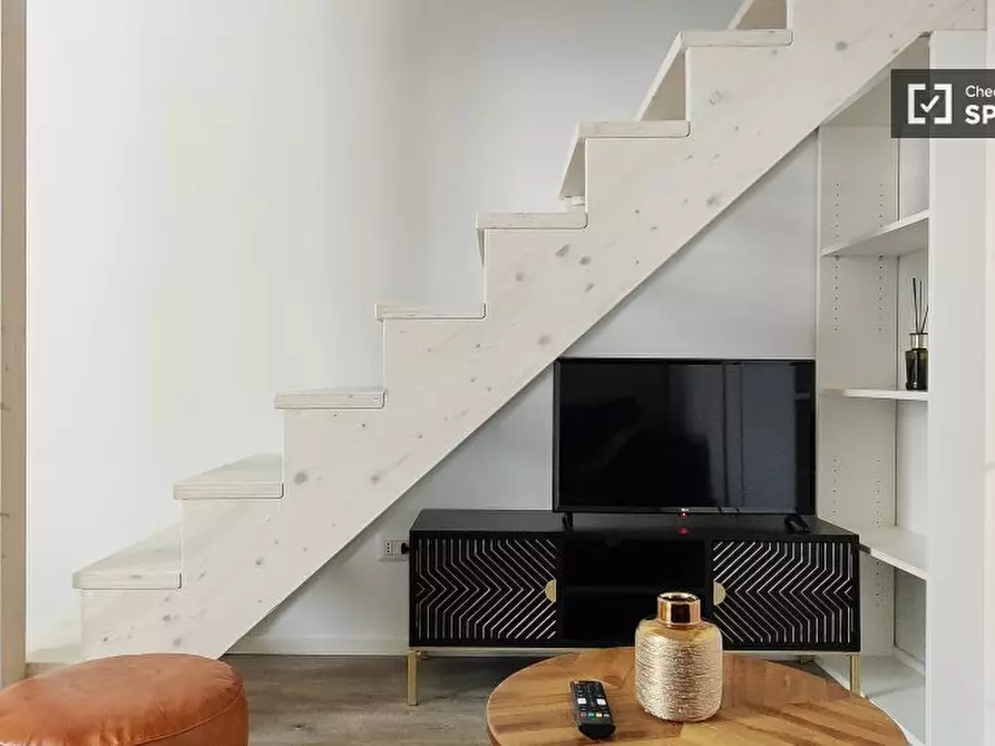 Immagine 8 di Ufficio in affitto  in Alzaia Naviglio Grande a Milano