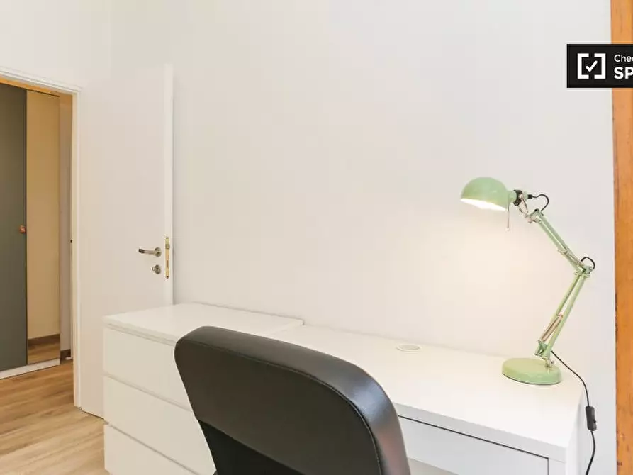 Immagine 3 di Camera condivisa in affitto  in Via Fraccaroli Arnaldo, 20134 Milano MI, Italy a Milano