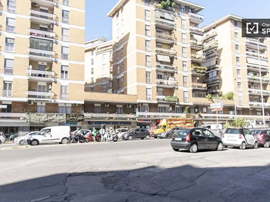 Immagine 16 di Appartamento in affitto  in Via Francesco Grimaldi a Roma