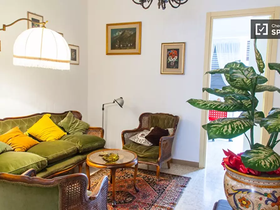 Immagine 4 di Camera condivisa in affitto  in Via Val Padana a Roma