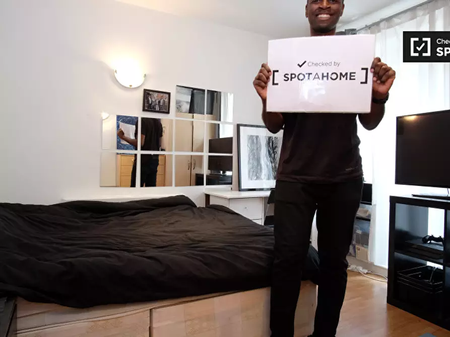 Immagine 10 di Camera condivisa in affitto  in Seward Street a Islington