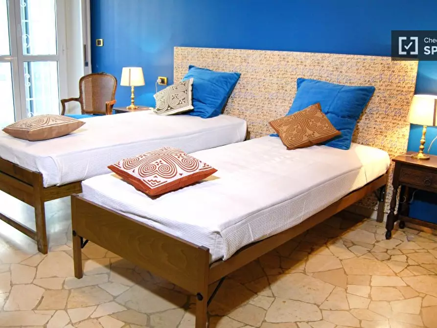 Immagine 9 di Appartamento in affitto  in piazza sei febbraio a Milano