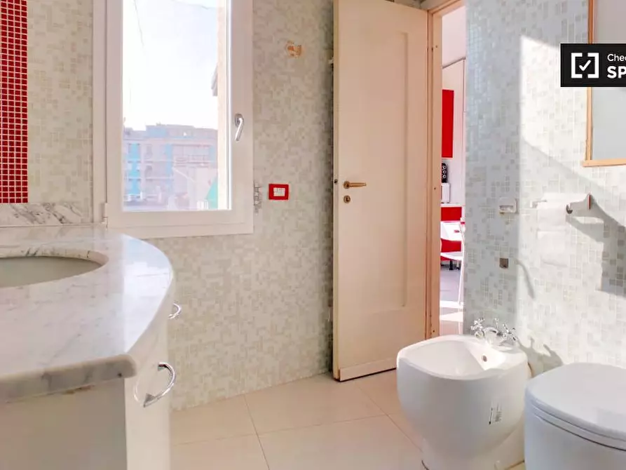 Immagine 18 di Ufficio in affitto  in Via Gianfranco Zuretti, 20125 Milano MI, Italy a Milano