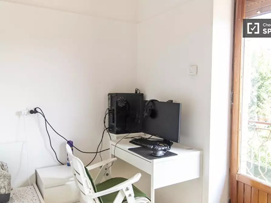 Immagine 2 di Camera condivisa in affitto  in Vicolo delle Lucarie a Roma