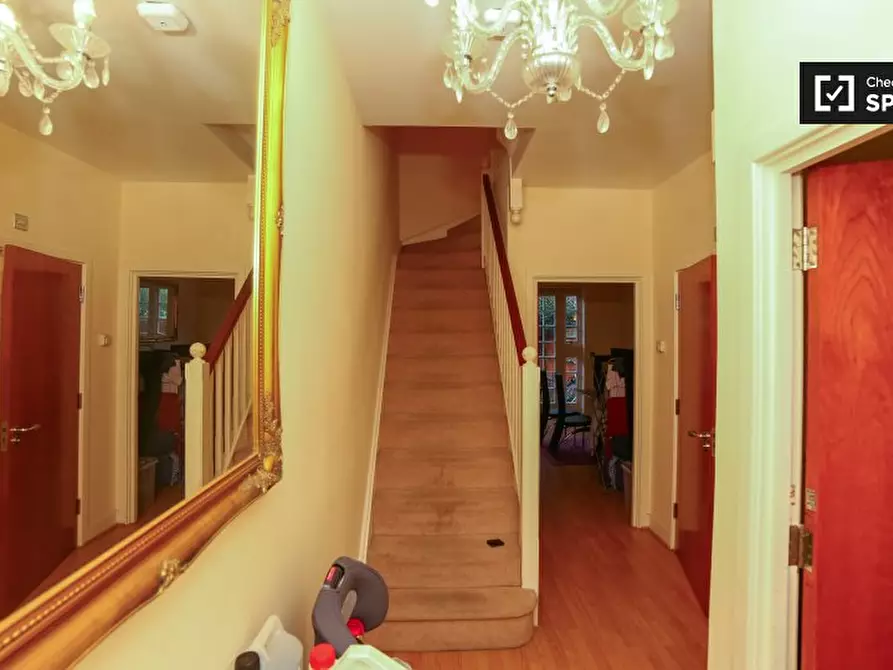 Immagine 11 di Camera condivisa in affitto  in Hastings St a Eltham