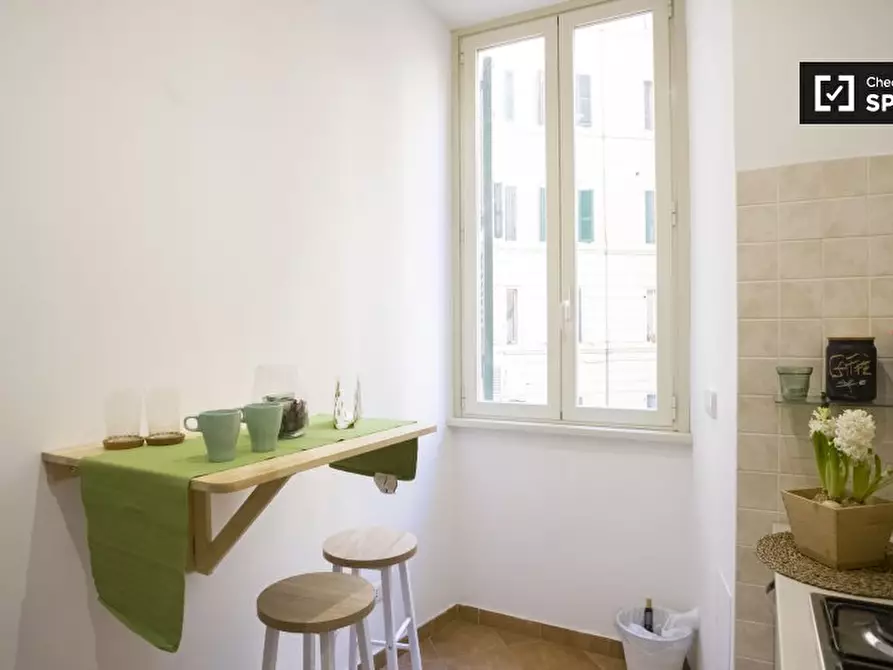 Immagine 12 di Camera condivisa in affitto  in Largo Bernardino da Feltre a Roma