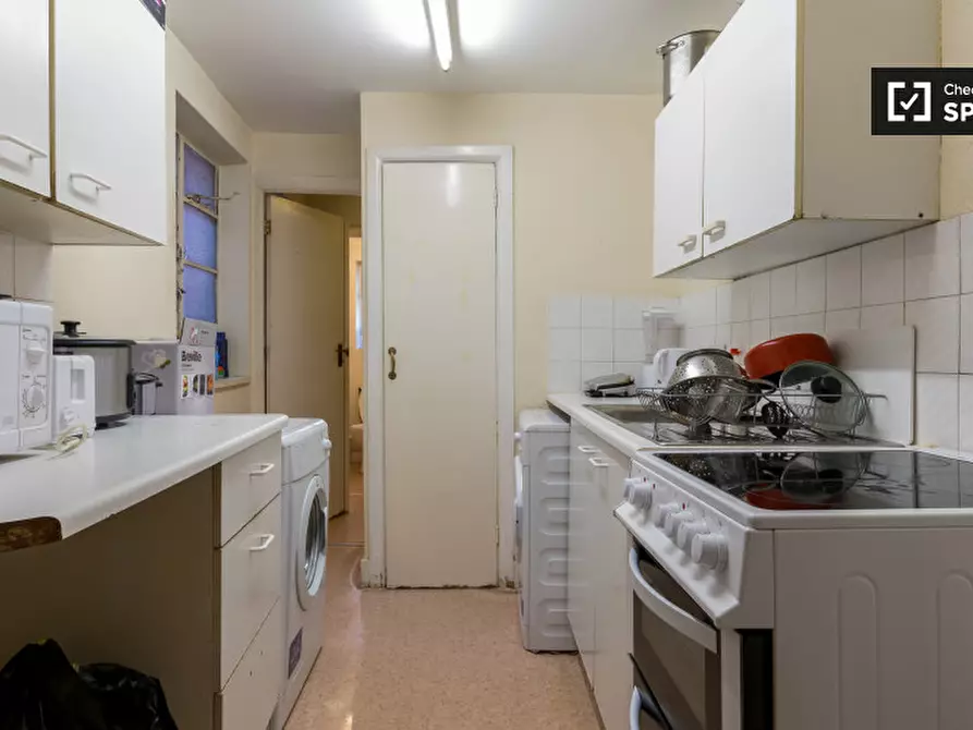 Immagine 9 di Camera condivisa in affitto  in Vauxhall Bridge Road a 