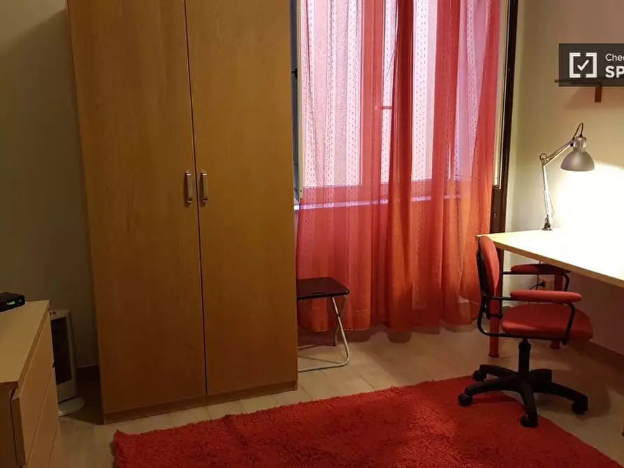 Immagine 16 di Appartamento in affitto  in Via Giacomo Savarese a Napoli