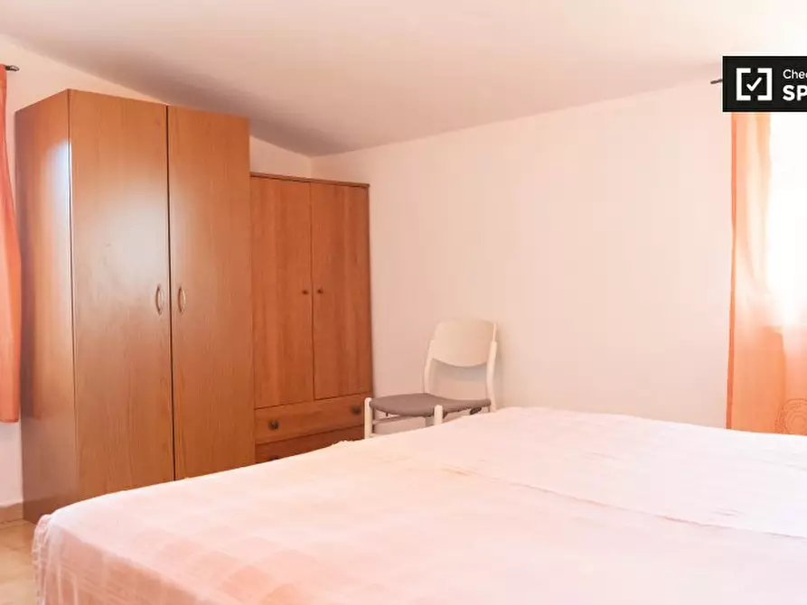 Immagine 10 di Appartamento in affitto  in Via di Porta Medaglia, 148, 00134 Roma RM, Italy a Roma