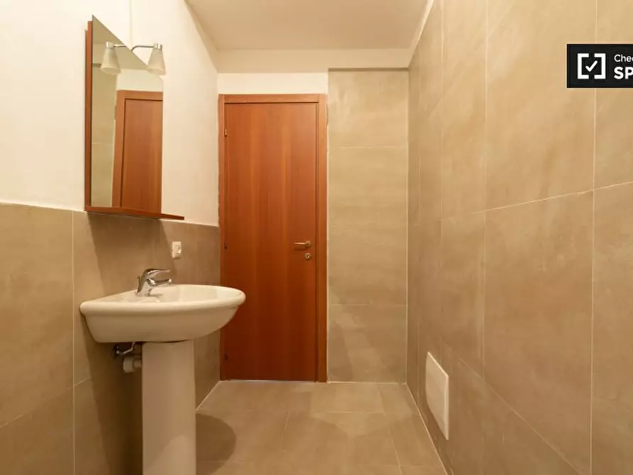 Immagine 10 di Camera condivisa in affitto  in Via Umberto Fogagnolo a Sesto San Giovanni