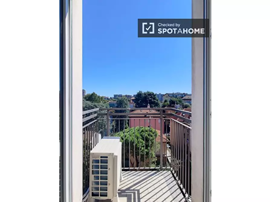 Immagine 10 di Appartamento in affitto  in Via Arbe a Milano