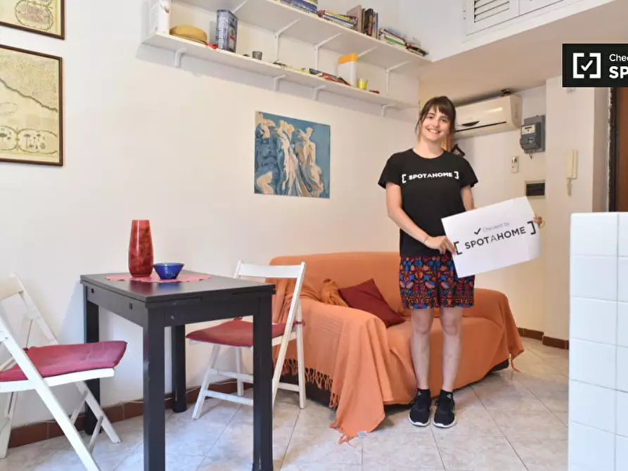 Immagine 6 di Appartamento in affitto  in Via Carlo della Rocca a Roma