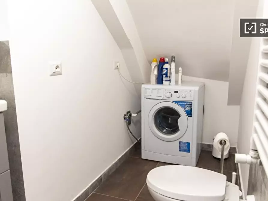 Immagine 14 di Appartamento in affitto  in Via della Marrana a Roma