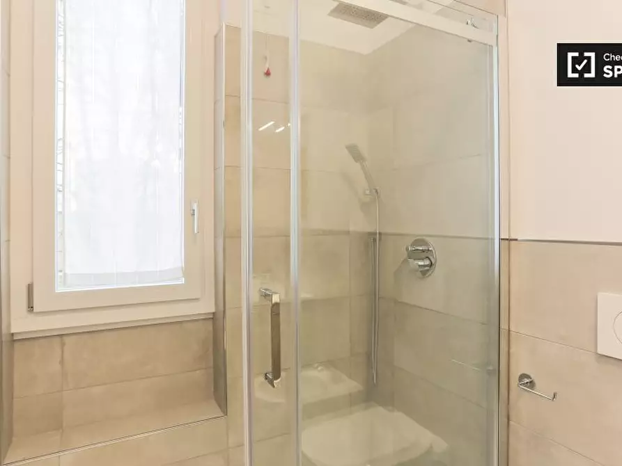 Immagine 13 di Appartamento in affitto  in Via Negroli, 20133 Milano MI, Italy a Milano