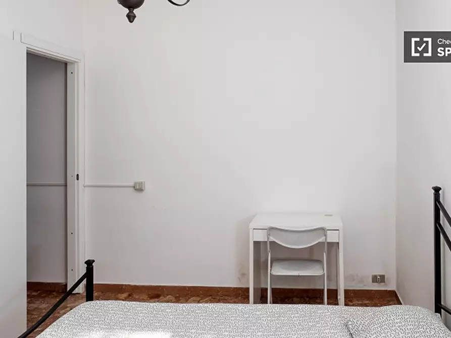 Immagine 4 di Camera condivisa in affitto  in Via Emilio de Marchi a Milano