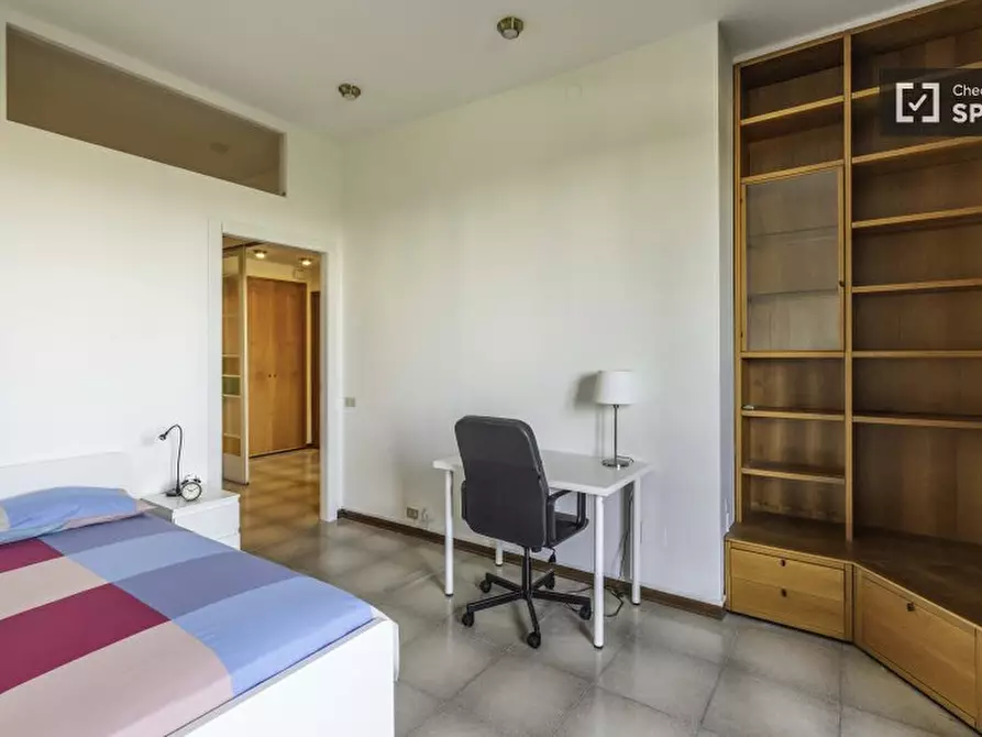 Immagine 3 di Camera condivisa in affitto  in Via S. Donato a Bologna