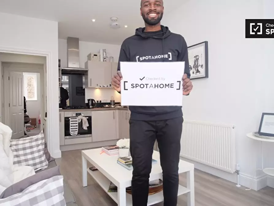 Immagine 9 di Appartamento in affitto  in Talbot Rd, London W11 2AT, UK a Kensington