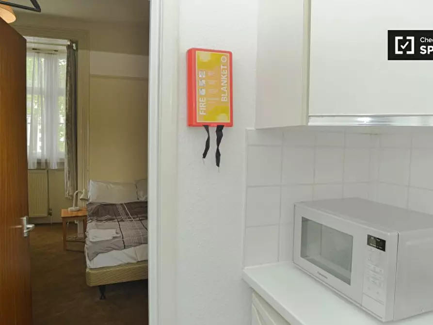 Immagine 10 di Ufficio in affitto  in FF St Anns Villas a Kensington