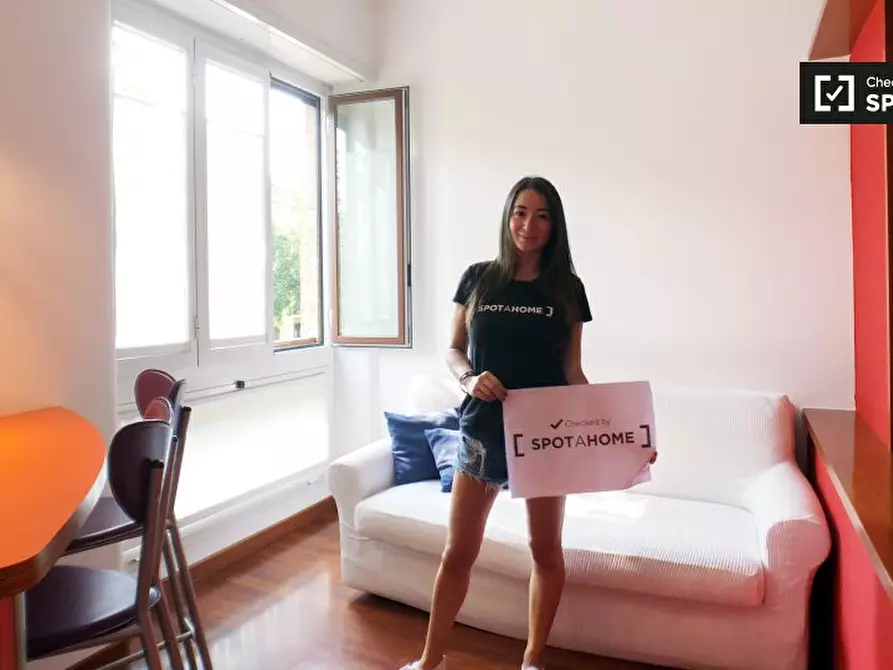 Immagine 10 di Ufficio in affitto  in Via Sebastiano Veniero, 20148 Milano MI, Italy a Milano