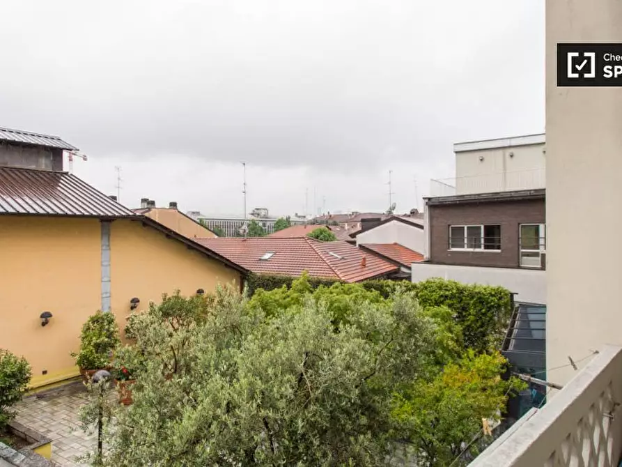 Immagine 19 di Camera condivisa in affitto  in Viale Edoardo Jenner a Milano