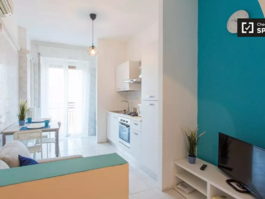 Immagine 8 di Camera condivisa in affitto  in Via Palmi a Milano