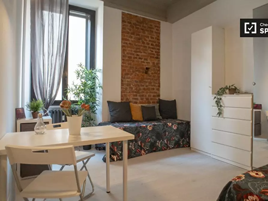 Immagine 5 di Ufficio in affitto  in Piazza Napoli, 20144 Milano MI, Italy a Milano