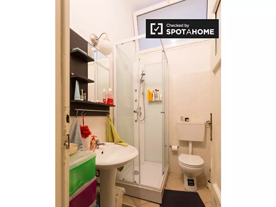 Immagine 11 di Camera condivisa in affitto  in Viale Umbria, 20135 Milano MI, Italy a Milano