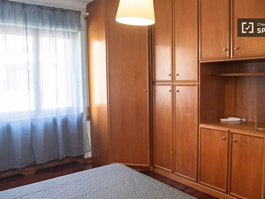 Immagine 3 di Appartamento in affitto  in Via Manfredi Azzarita a Roma