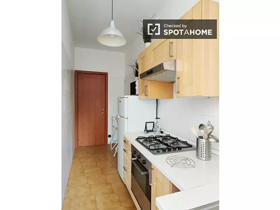 Immagine 12 di Camera condivisa in affitto  in Via Breno a Milano