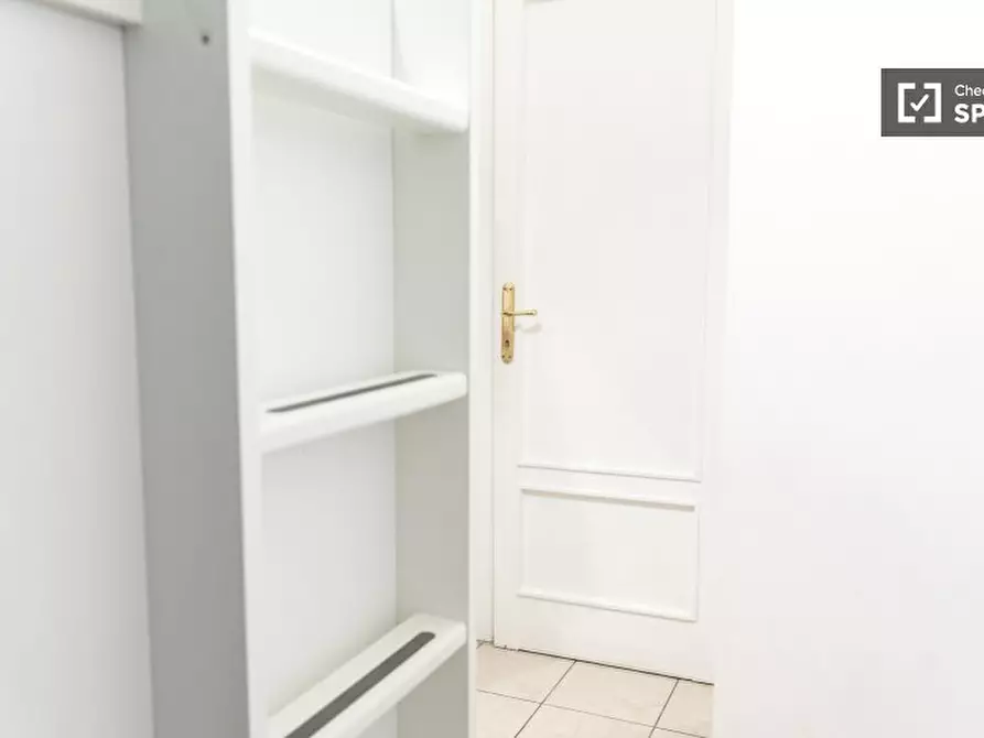 Immagine 10 di Camera condivisa in affitto  in Via Val d'Aosta a Roma