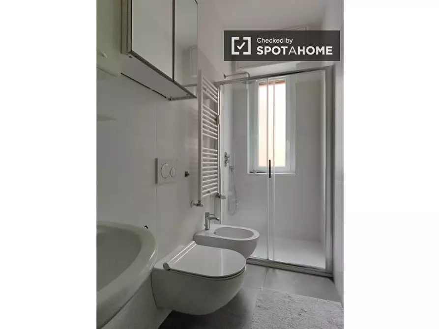 Immagine 11 di Appartamento in affitto  in Via Emilio de Marchi a Milano