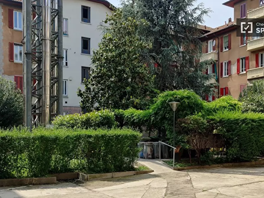 Immagine 15 di Camera condivisa in affitto  in Via Giovanni Ambrogio de Predis a Milano