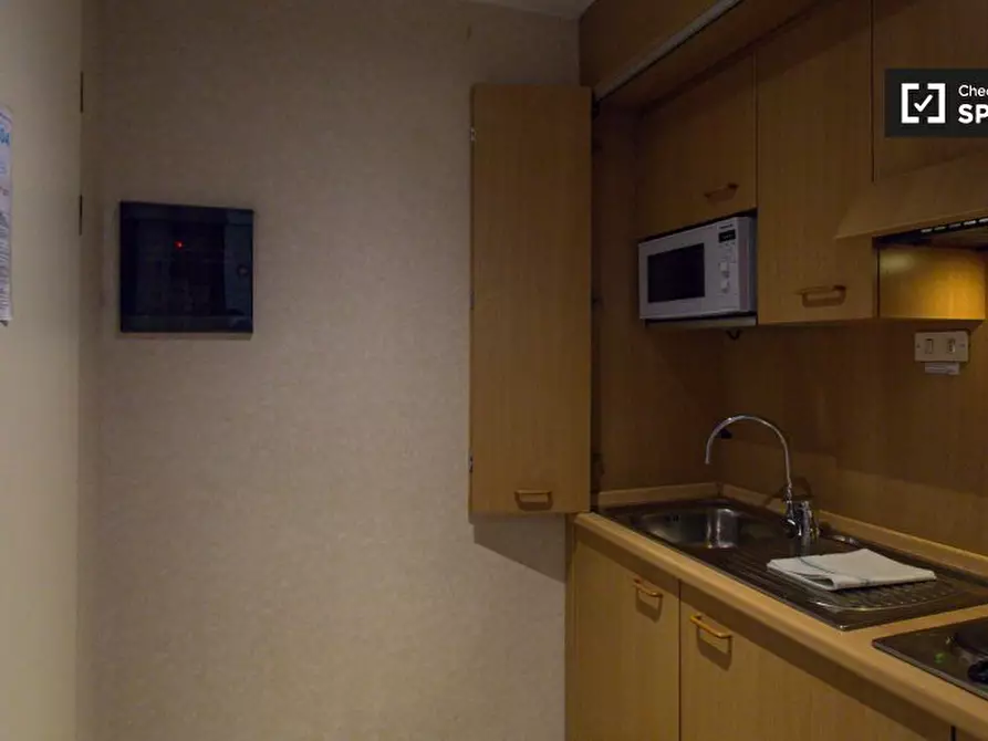 Immagine 6 di Ufficio in affitto  in Via Domenico Cimarosa a Milano