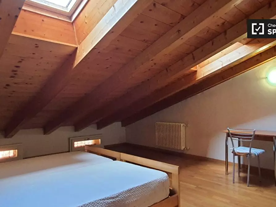 Immagine 2 di Camera condivisa in affitto  in Via Giuseppe Mazzini a Trento