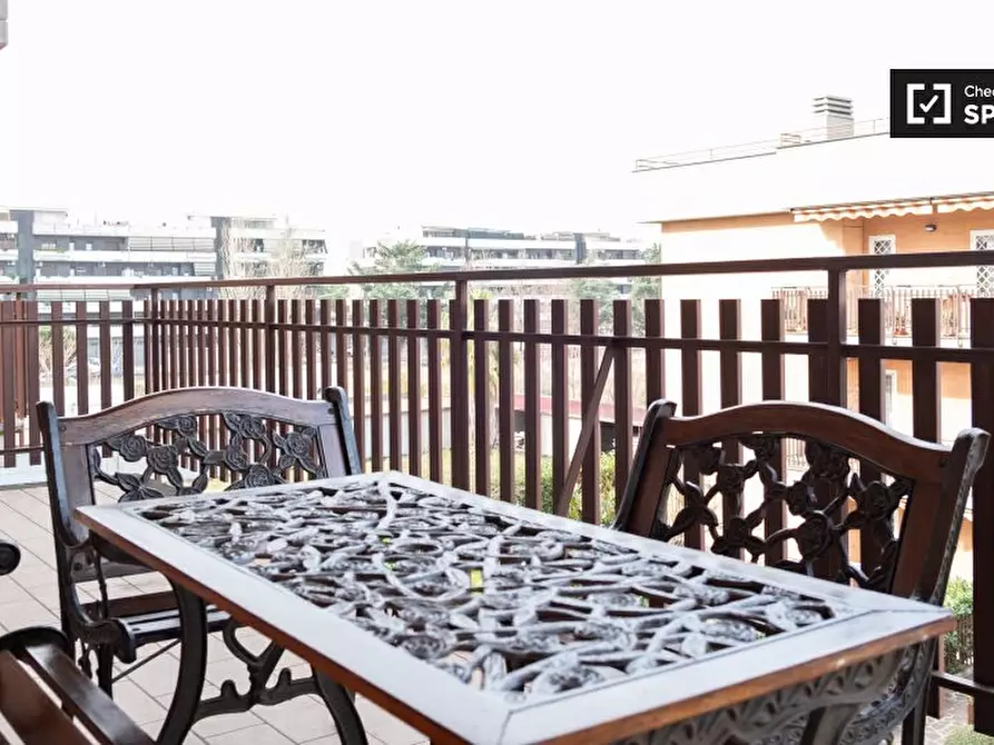 Immagine 13 di Camera condivisa in affitto  in Via Giuseppe Gregoraci a Roma