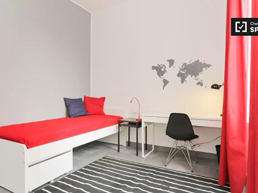 Immagine 2 di Camera condivisa in affitto  in Via Bernardo Davanzati, 20158 Milano MI, Italy a Milano