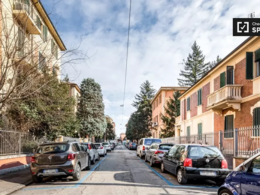 Immagine 15 di Ufficio in affitto  in Via Asiago a Bologna