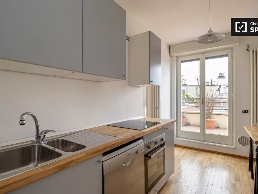 Immagine 13 di Appartamento in affitto  in Via Gabrio Serbelloni, 20122 Milano MI, Italy a Milano