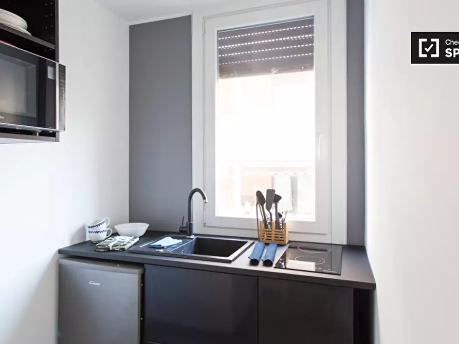 Immagine 9 di Ufficio in affitto  in Via Francesco de Sanctis a Milano