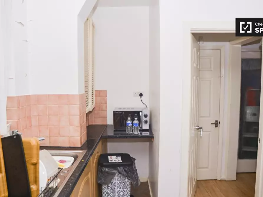 Immagine 6 di Camera condivisa in affitto  in Marvels Ln a Greenwich