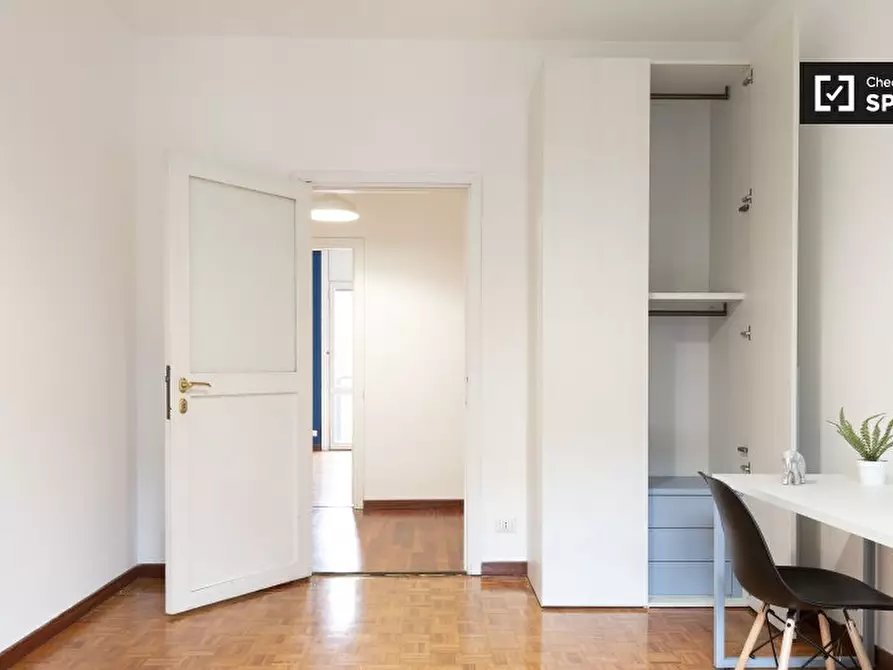 Immagine 3 di Camera condivisa in affitto  in Via Leopoldo Cicognara a Milano