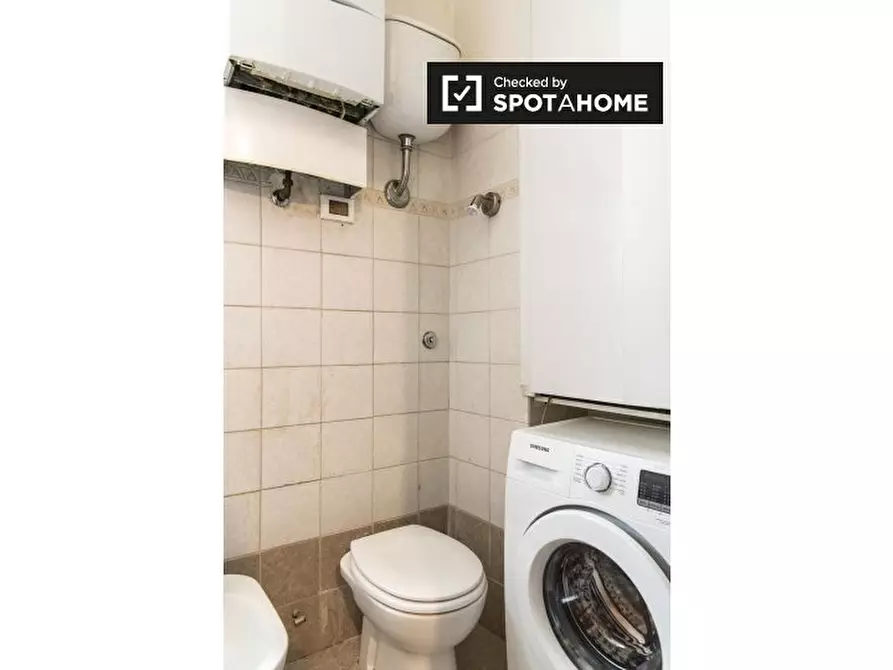 Immagine 9 di Appartamento in affitto  in Via Dandolo a Roma