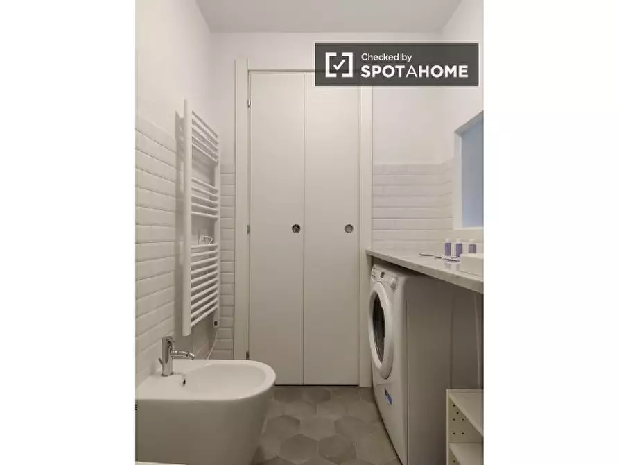 Immagine 9 di Ufficio in affitto  in Viale Bligny a Milano