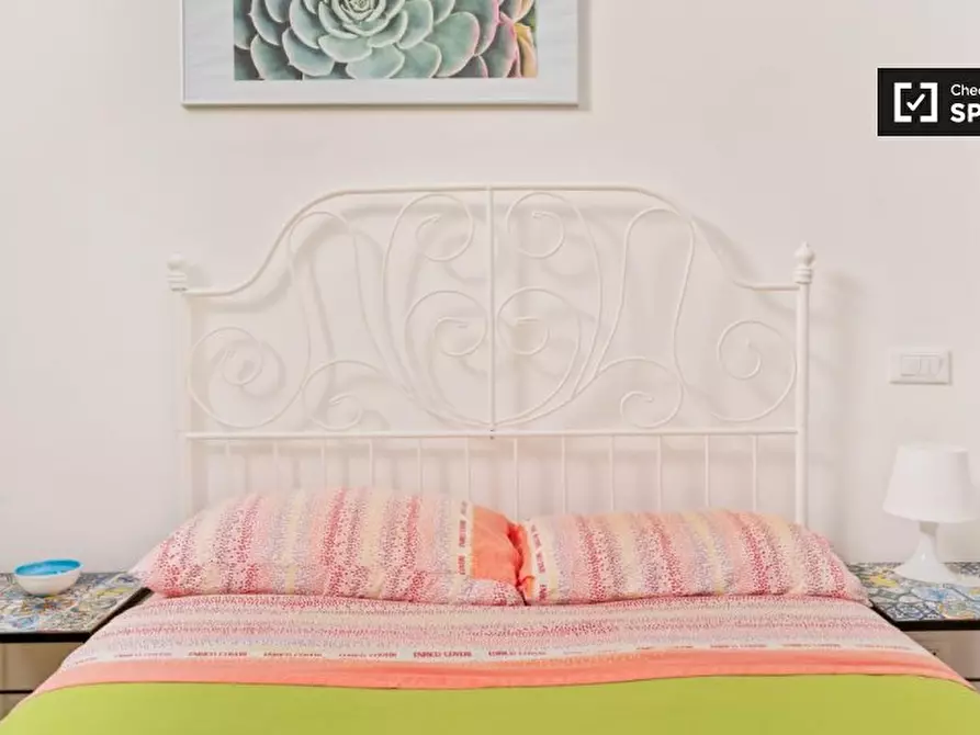 Immagine 15 di Camera condivisa in affitto  in Via Basento a Roma