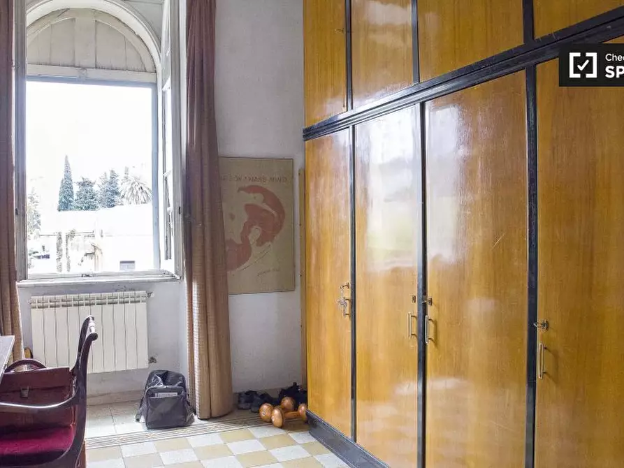 Immagine 2 di Camera condivisa in affitto  in Via Nomentana, 00198 Roma RM, Italy a Roma