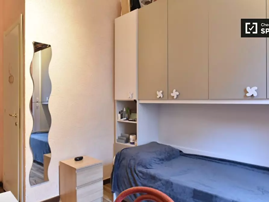 Immagine 11 di Camera condivisa in affitto  in Via Muzio Attendolo, 00176 Roma RM, Italy a Roma