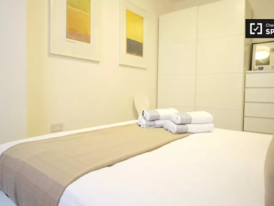 Immagine 11 di Appartamento in affitto  in Siddons Lane a Camden Town