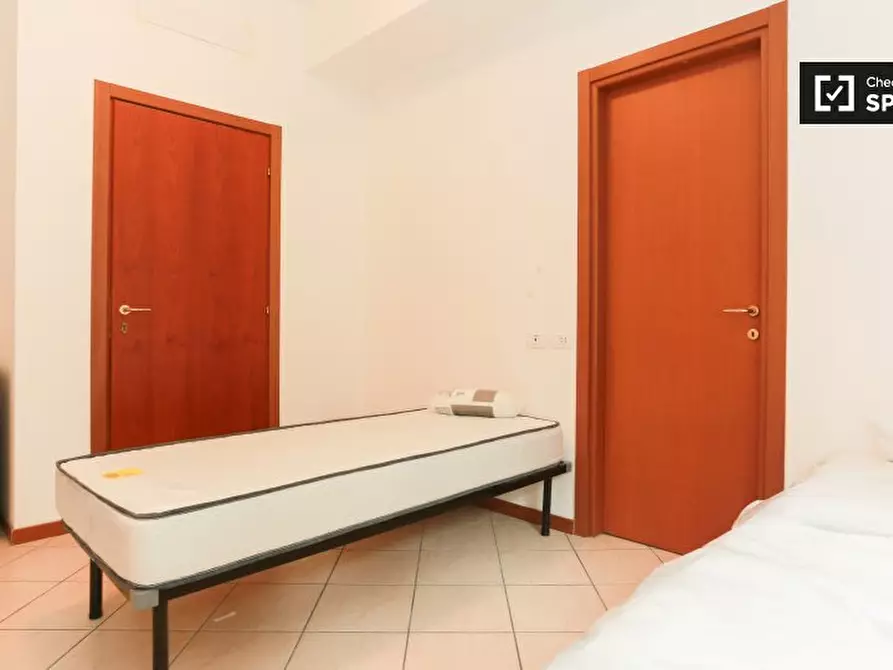 Immagine 3 di Camera condivisa in affitto  in Via Umberto Fogagnolo a Sesto San Giovanni