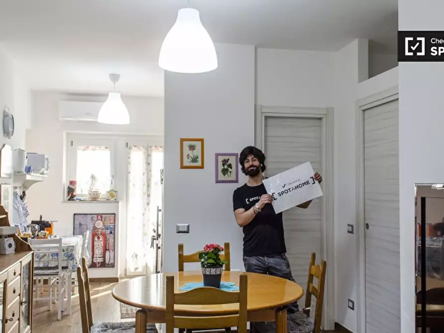 Immagine 5 di Appartamento in affitto  in Via Cornelio Labeone, 00174 Roma RM, Italy a Roma